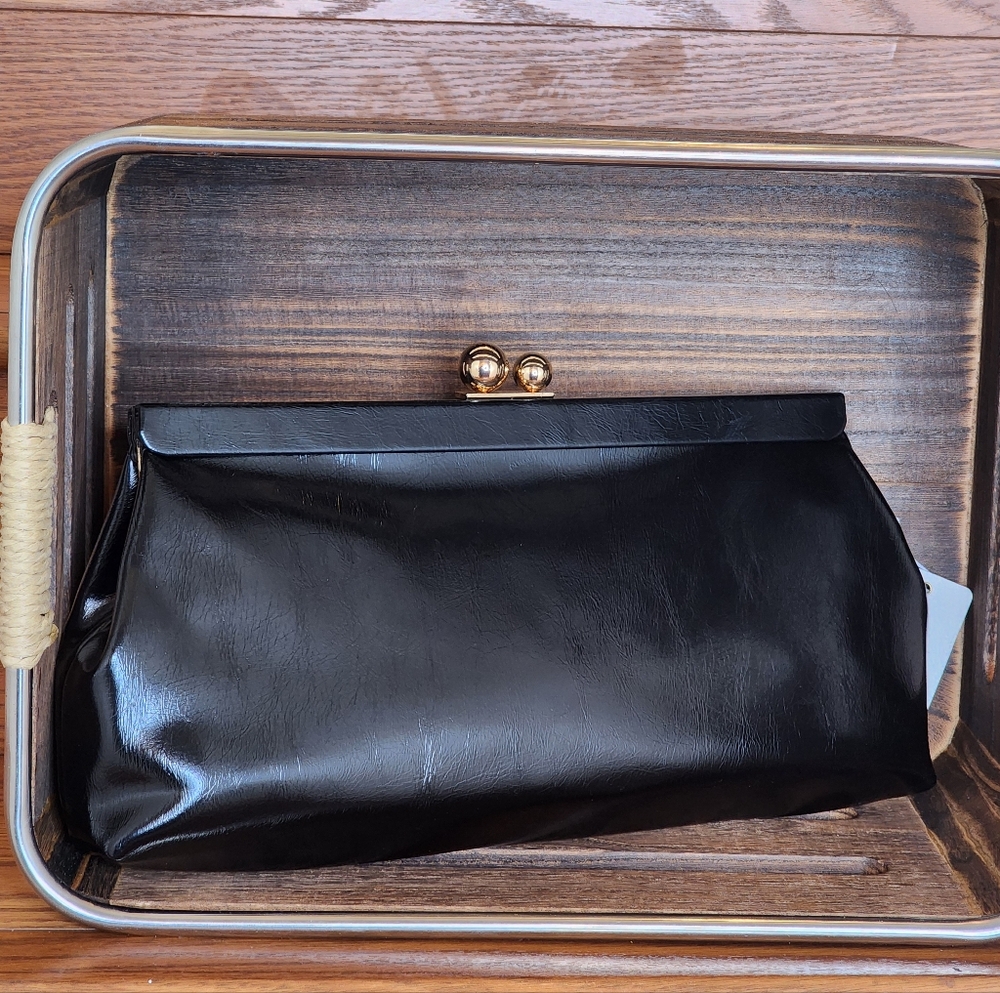 Urban Expression Elegant Women's Black Leather Kiss-lock Clasp Joplin Clutch Bag - Picture 7 of 9
